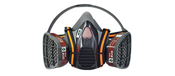 How should a painter choose a gas mask